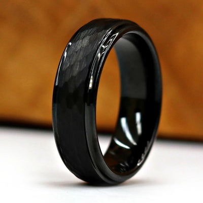 The Obscura - 6mm Hammered Black Metal Ring - Thorum