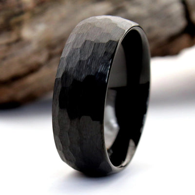 The Saga | Hammered Black Men\s Wedding Ring | Thorum