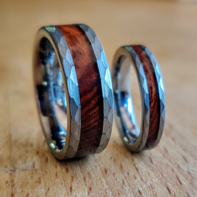 The Zeus | Hammered Ironwood Ring Set | Thorum