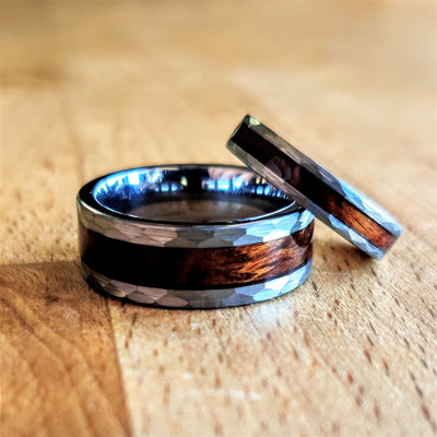 The Zeus | Hammered Ironwood Ring Set | Thorum