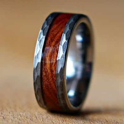 The Zeus | Men's Hammered Desert Ironwood Ring | Thorum