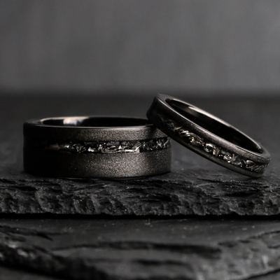 Thorum Black Meteorite Wedding Ring Set